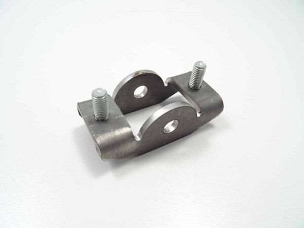 shock mounting bracket rearend -69 AS left or right Fiat 124 Spider