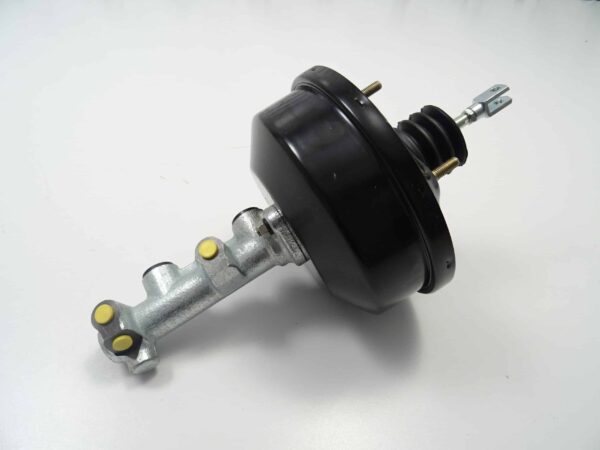 Power brake booster including master brake cylinder Fiat 124 Spider
