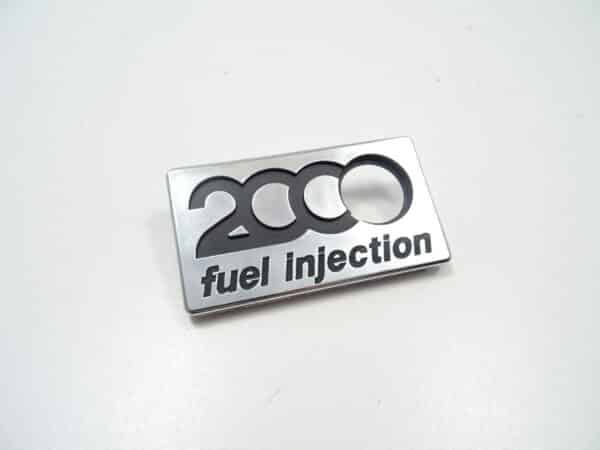 badge "2000 fuel injection" Fiat 124 Spider