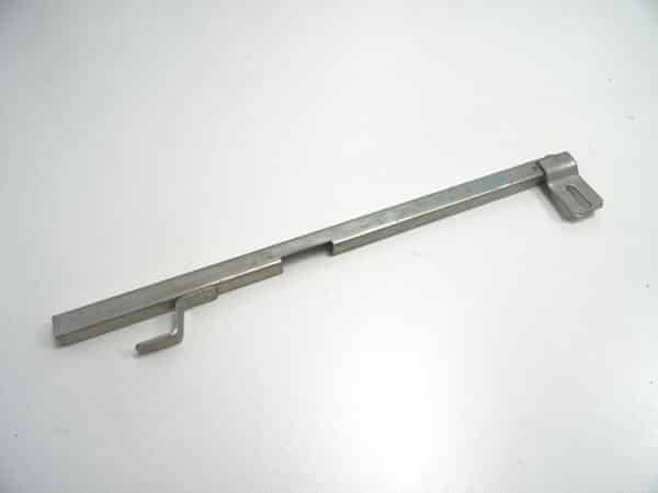 window guide right Fiat 124 Spider