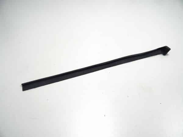 weatherstrip on winshield frame left Fiat 124 Spider