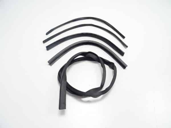 gasket conv. top side window left/right Fiat 124 Spider