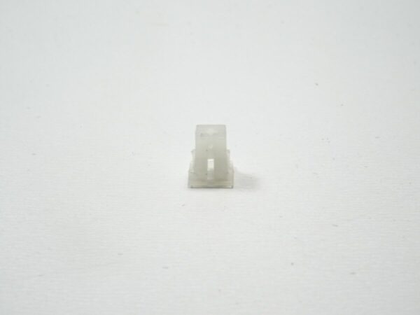 clip moulding 79-85 1-piece Euro/US Fiat 124 Spider