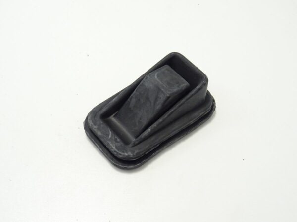 transmission side boot 66-85 Fiat 124 Spider