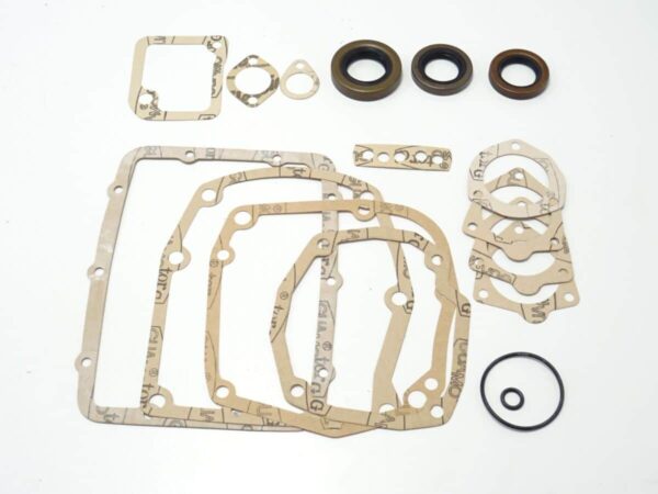 transmission gasket set incl. seals 66-85 Fiat 124 Spider