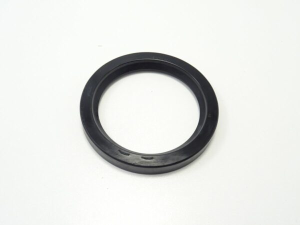 main seal rear to 73 Fiat 124 Spider