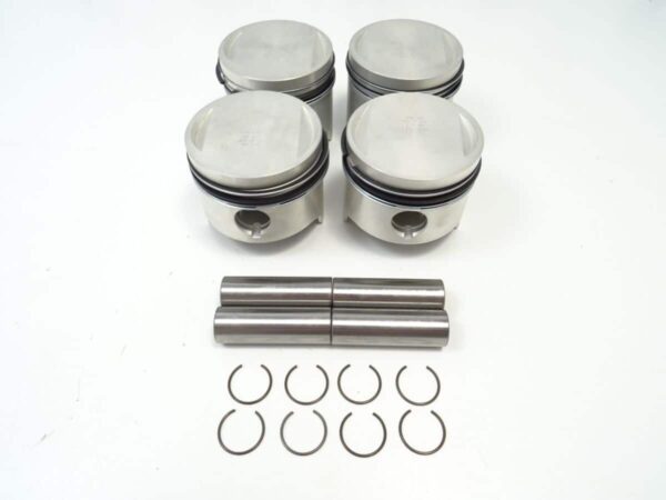 Piston set 1800 / 2000 FIAT 124 Spider
