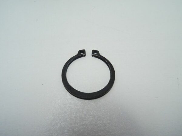 safety clip 26 mm (main shaft in front) Fiat 124 Spider