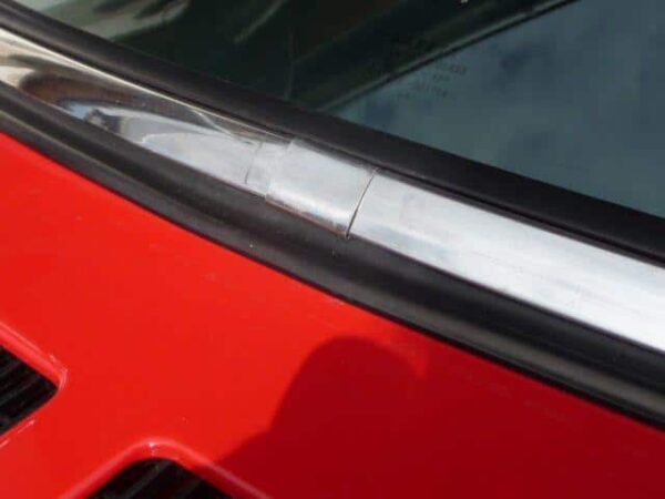 connector chrome trim windshield Fiat 124 Spider