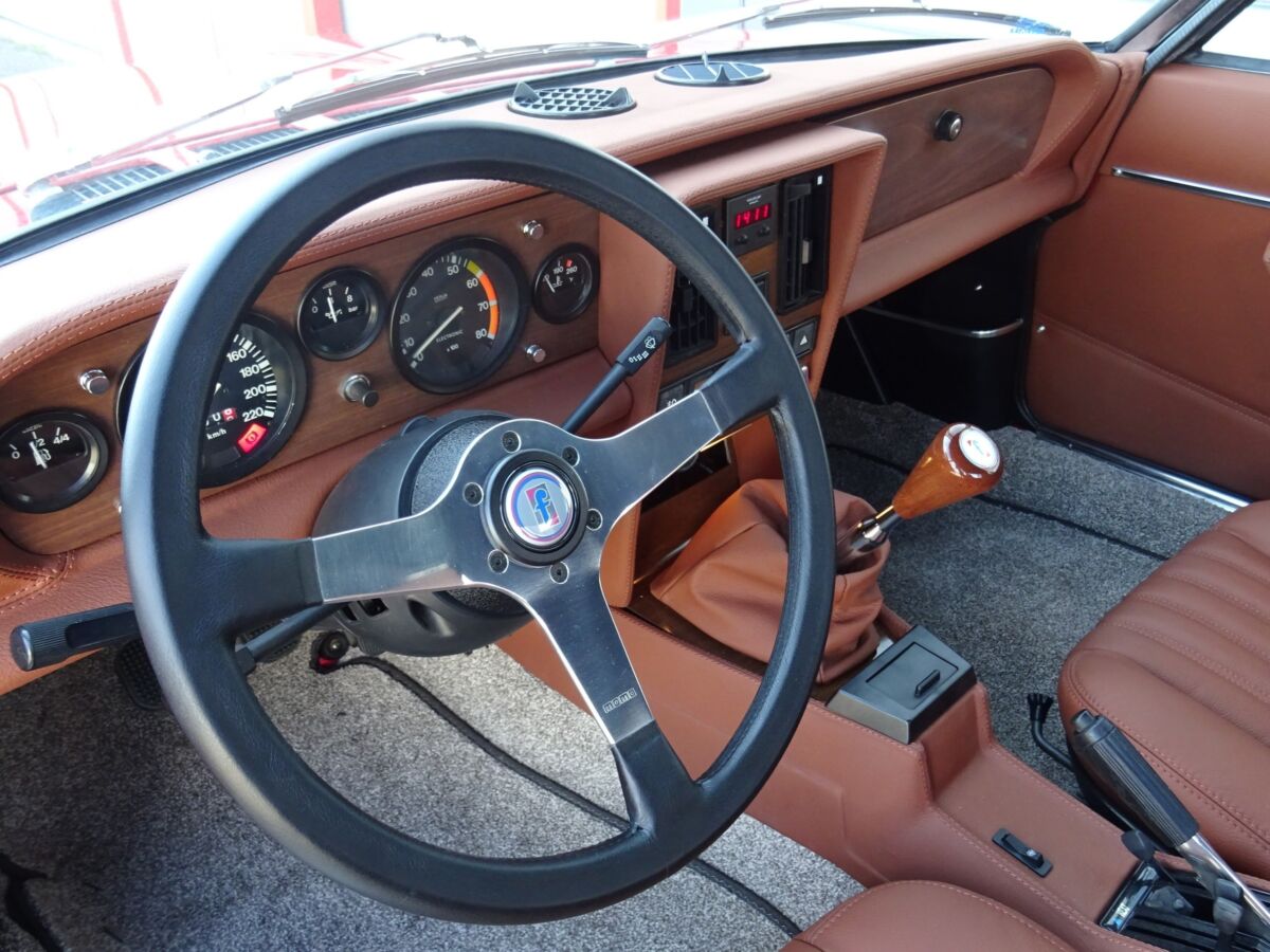 Vinyl leather interior, color of your choice including removal / installation Fiat 124 Spider - Image 10