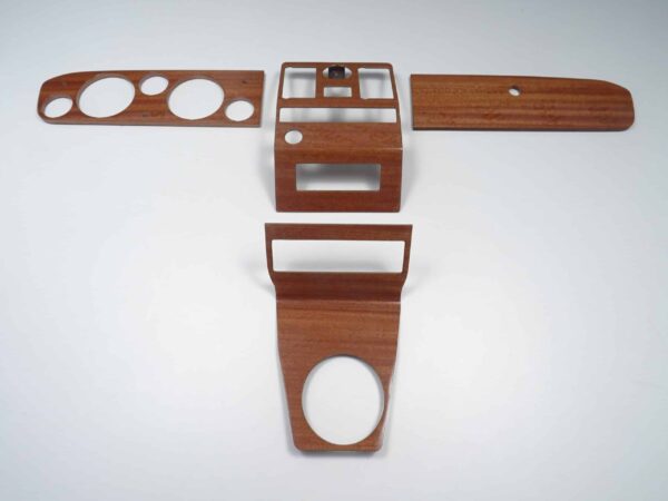 Wooden set manual transmission analog clock (round) 84-85 Mahagony fiat 124 spider