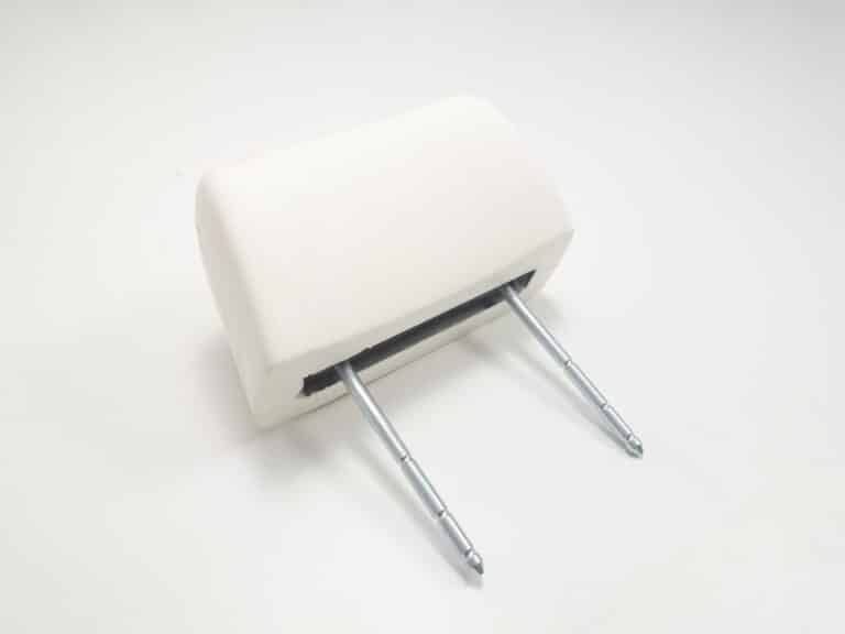10039K11-kopfstuetze-us-79-85-headrest-fiat-124-spider-1
