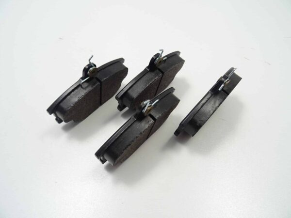 Brake pads front 84-85 (set) from chassis number ...5506004 FIAT 124 Spider